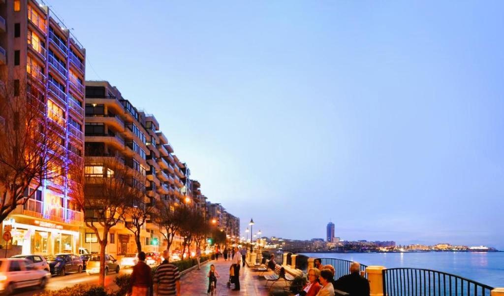 The Diplomat Hotel Sliema Exterior photo